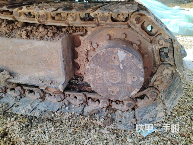 右驅(qū)動輪(行走機構(gòu)) 右驅(qū)動輪(行走機構(gòu))