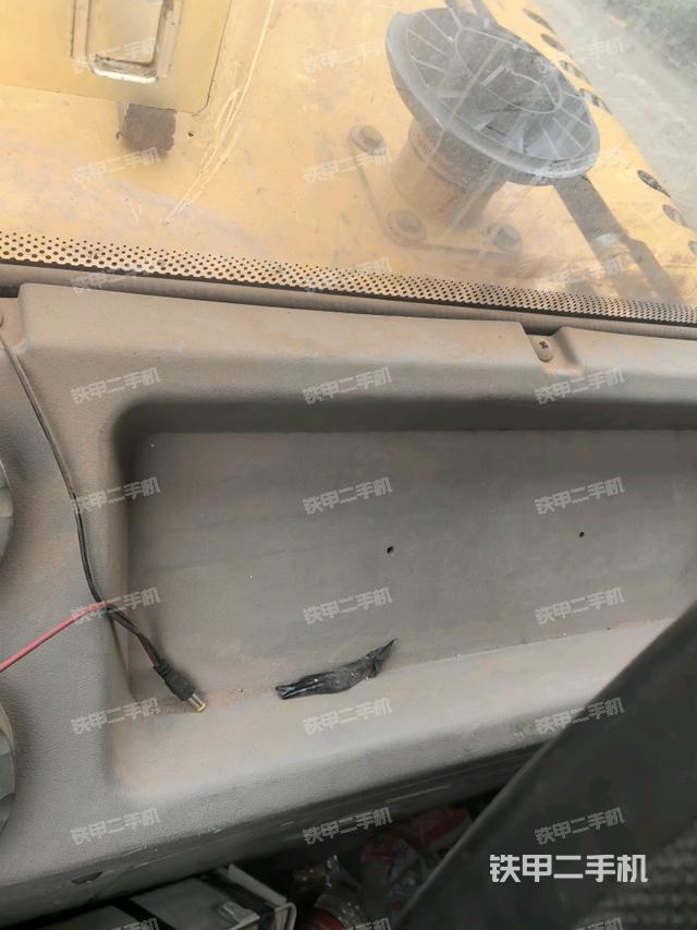 座椅后部（駕駛室部分）