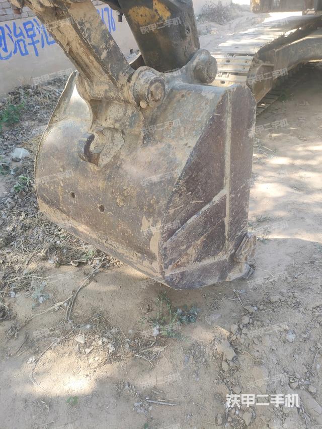 鏟斗45度(工作和回轉(zhuǎn)裝置) 鏟斗45度(工作和回轉(zhuǎn)裝置)