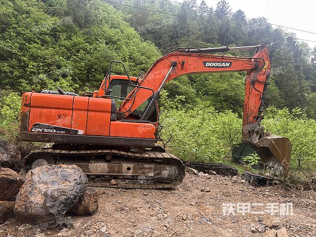 整機(jī)右后45°(整機(jī)外觀(guān)) 整機(jī)右后45°(整機(jī)外觀(guān))