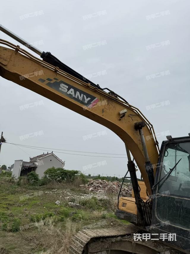 大臂油缸整體?豎拍（工作和回轉(zhuǎn)裝置）