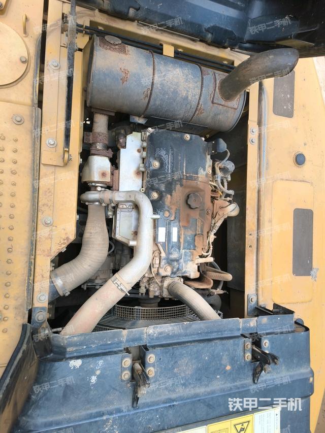 回轉(zhuǎn)馬達(dá)（上車部件）