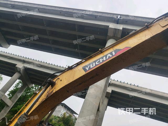 大臂整體?右側(cè)(工作和回轉(zhuǎn)裝置) 大臂整體?右側(cè)(工作和回轉(zhuǎn)裝置)