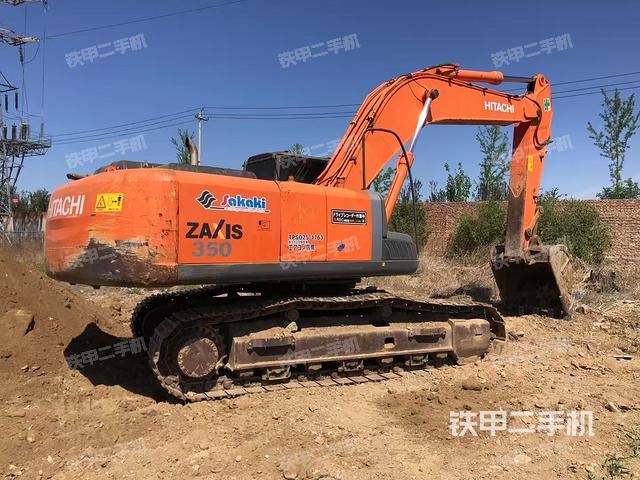 整機(jī)右后45°(整機(jī)外觀) 整機(jī)右后45°(整機(jī)外觀)