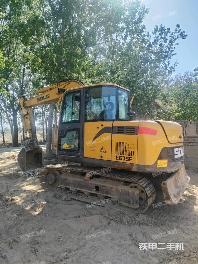 左后45(整機(jī)外觀) 左后45(整機(jī)外觀)