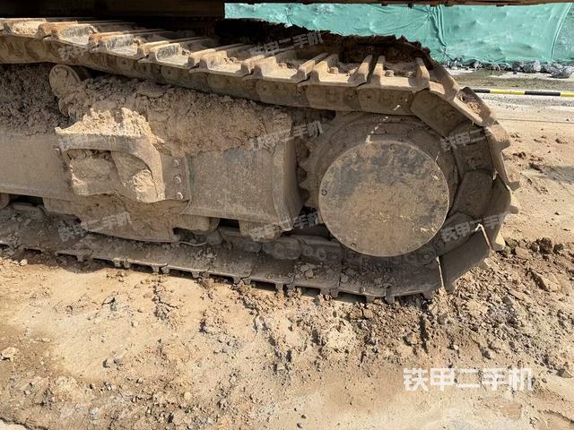 左側(cè)行走馬達(dá)蓋板(行走機(jī)構(gòu)) 左側(cè)行走馬達(dá)蓋板(行走機(jī)構(gòu))