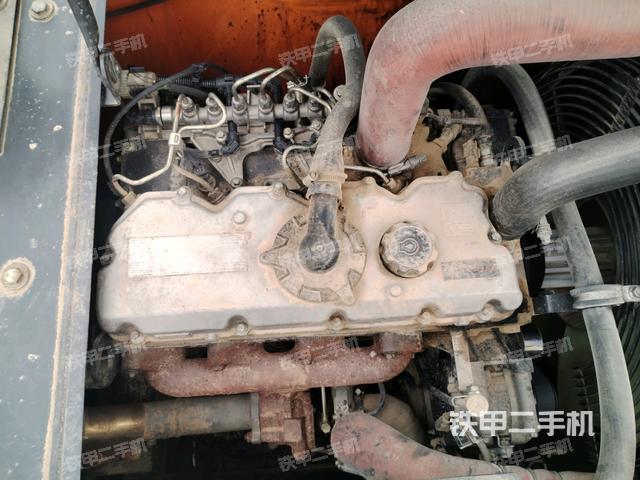 氣門室蓋螺絲特寫（上車部件）