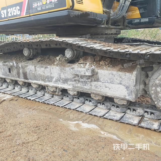 單側履帶整體(整機外觀) 單側履帶整體(整機外觀)