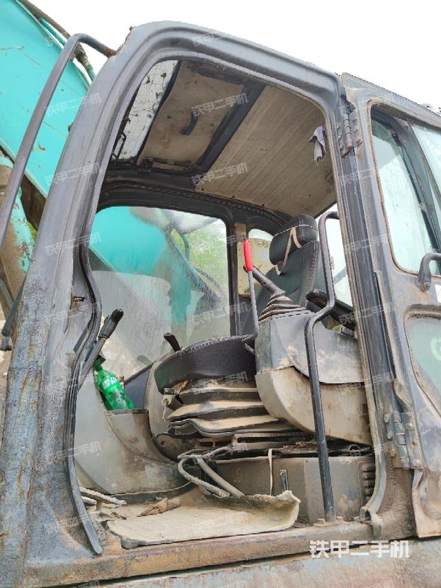 頂棚整體（駕駛室部分）