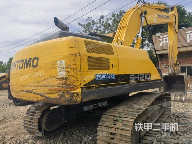 整機右后45°(整機外觀) 整機右后45°(整機外觀)