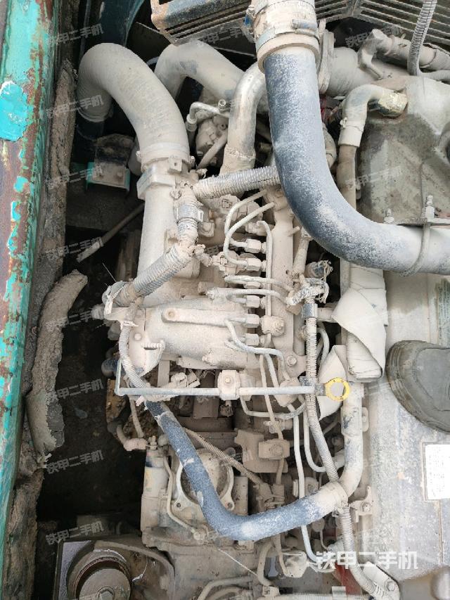 氣門室蓋螺絲特寫（上車部件）