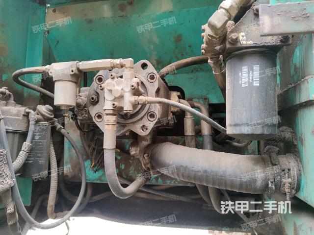 液壓泵斜45?左（大件艙室）