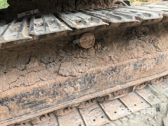 右驅(qū)動(dòng)輪（行走機(jī)構(gòu)）