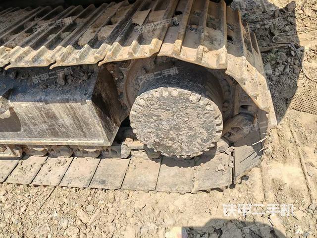 單側履帶整體（整機外觀）