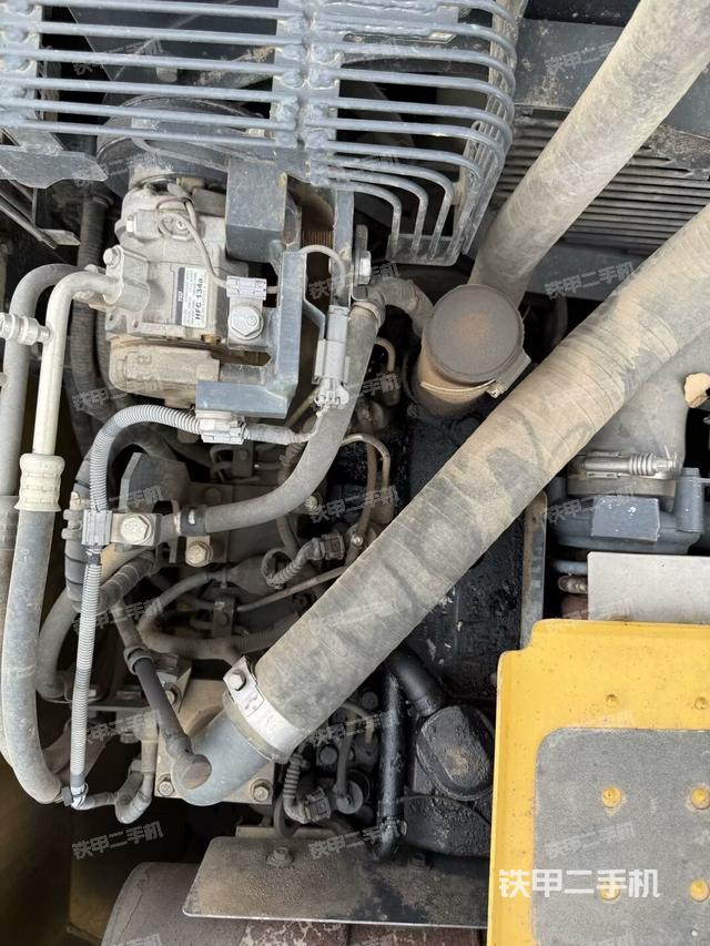 水箱+风扇特写(上车部件) 水箱+风扇特写(上车部件)