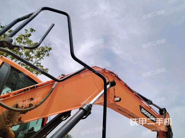 大臂整體?右側(cè)（工作和回轉(zhuǎn)裝置）