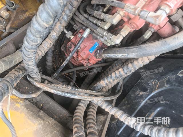 回轉(zhuǎn)馬達(dá)（上車部件）