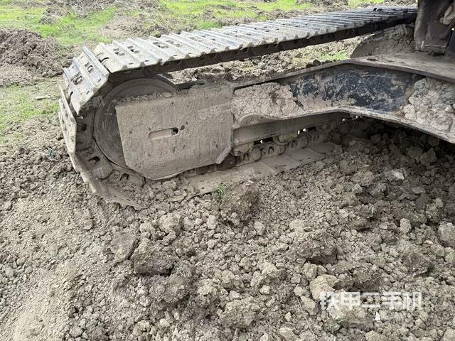 右側(cè)行走馬達(dá)蓋板（行走機(jī)構(gòu)）