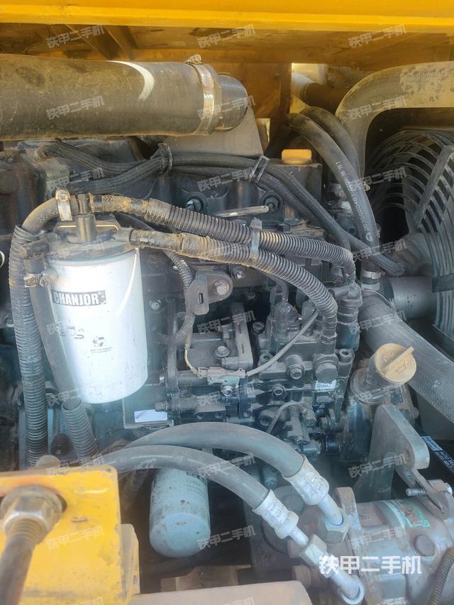 發(fā)動(dòng)機(jī)室(上車部件) 發(fā)動(dòng)機(jī)室(上車部件)