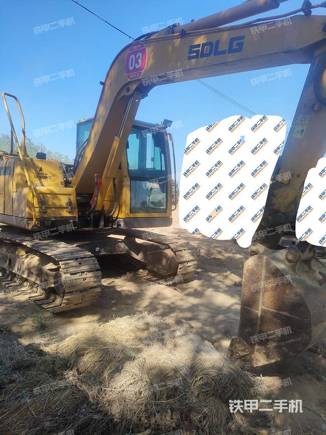 右前45(整機(jī)外觀) 右前45(整機(jī)外觀)