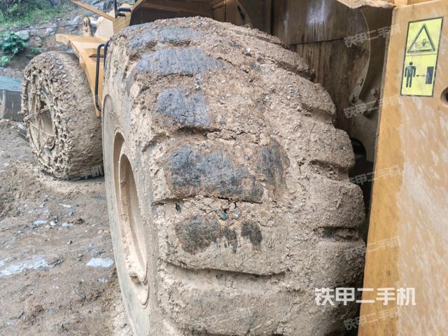 右引導輪/右前輪(行走機構(gòu)) 右引導輪/右前輪(行走機構(gòu))