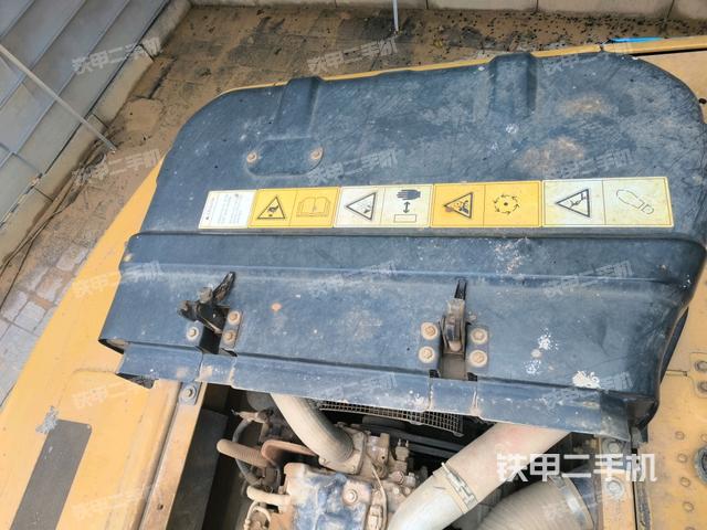 發(fā)動機(jī)室（上車部件）