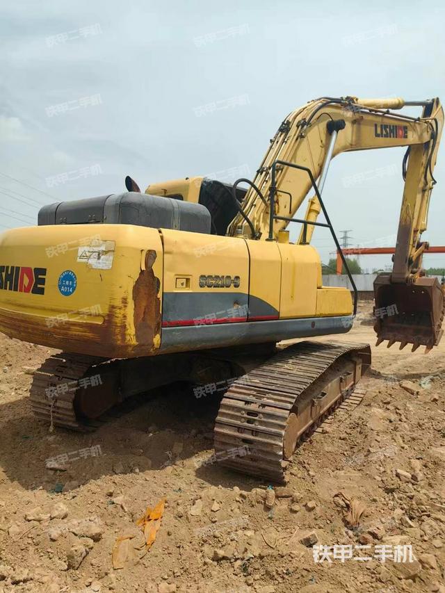 整機右后45°（整機外觀）