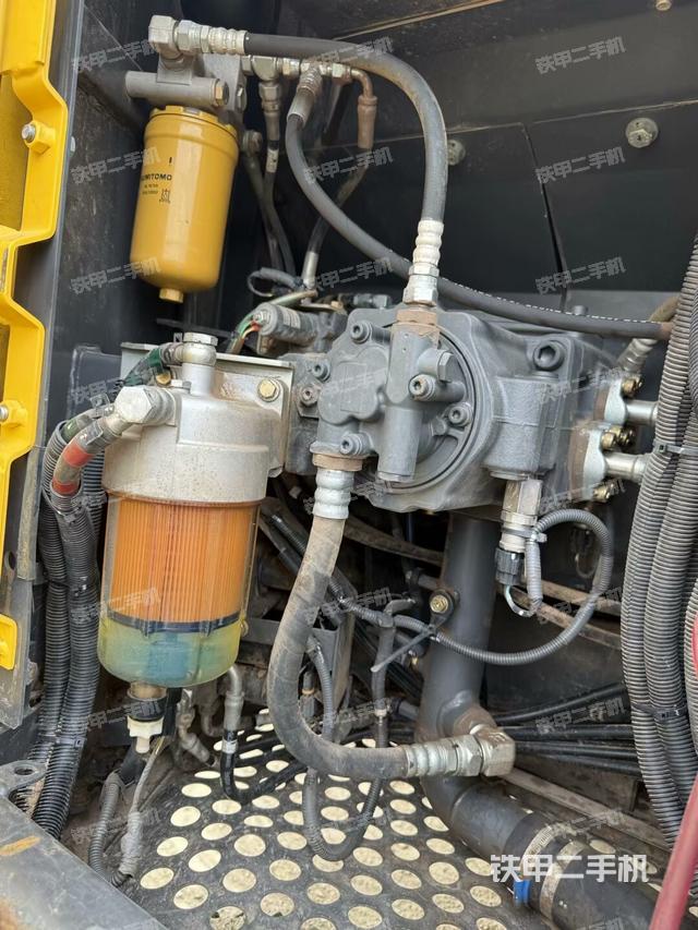 液壓泵斜45?左(大件艙室) 液壓泵斜45?左(大件艙室)