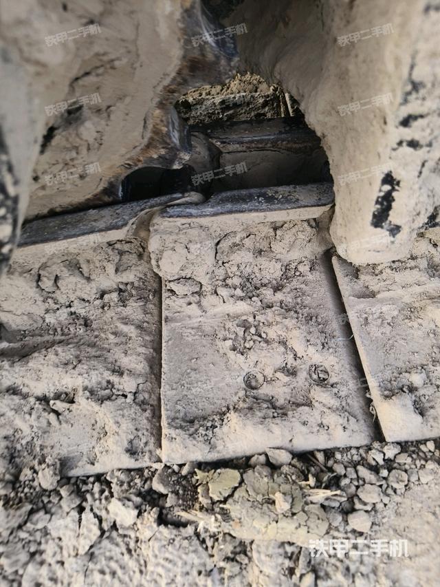 左驅(qū)動輪(行走機構(gòu)) 左驅(qū)動輪(行走機構(gòu))