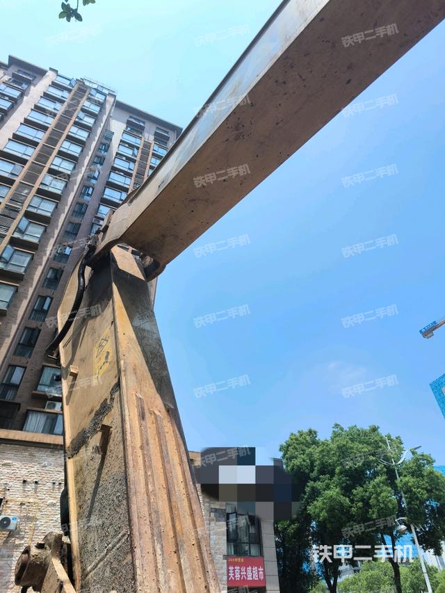 小臂整體左后（工作和回轉(zhuǎn)裝置）