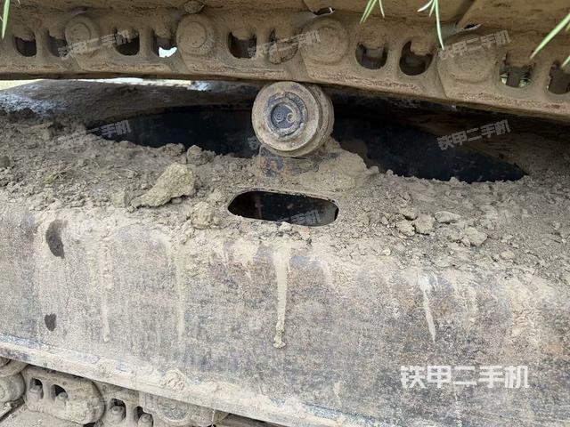 左側(cè)行走馬達蓋板(行走機構(gòu)) 左側(cè)行走馬達蓋板(行走機構(gòu))