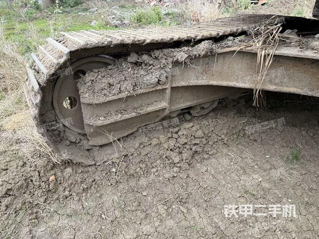 左側(cè)履帶整體?（行走機構(gòu)）