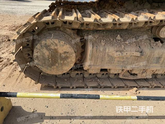 右驅(qū)動(dòng)輪(行走機(jī)構(gòu)) 右驅(qū)動(dòng)輪(行走機(jī)構(gòu))