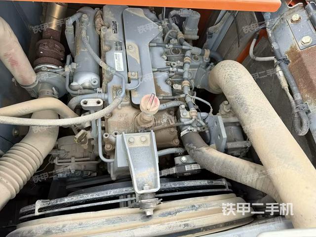 駕駛室頂部俯視(上車部件) 駕駛室頂部俯視(上車部件)