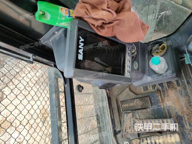 顯示屏?(駕駛室部分) 顯示屏?(駕駛室部分)