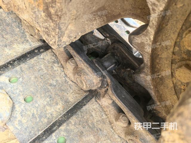 右側(cè)行走馬達蓋板(行走機構(gòu)) 右側(cè)行走馬達蓋板(行走機構(gòu))