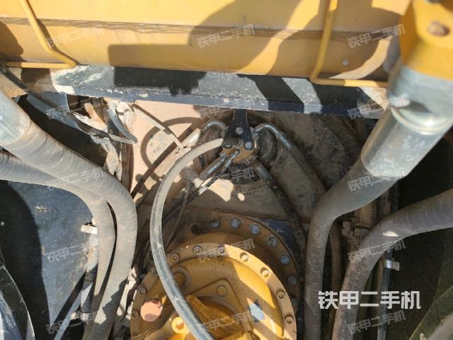 中央回轉(zhuǎn)接頭特寫(上車部件) 中央回轉(zhuǎn)接頭特寫(上車部件)