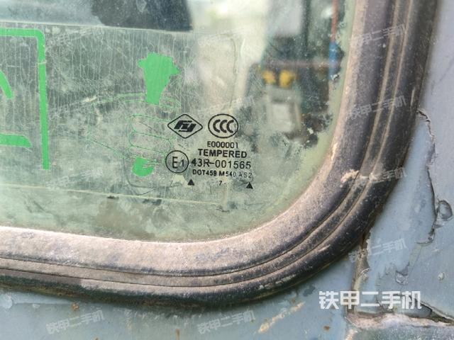 后窗玻璃角標(biāo)（駕駛室部分）