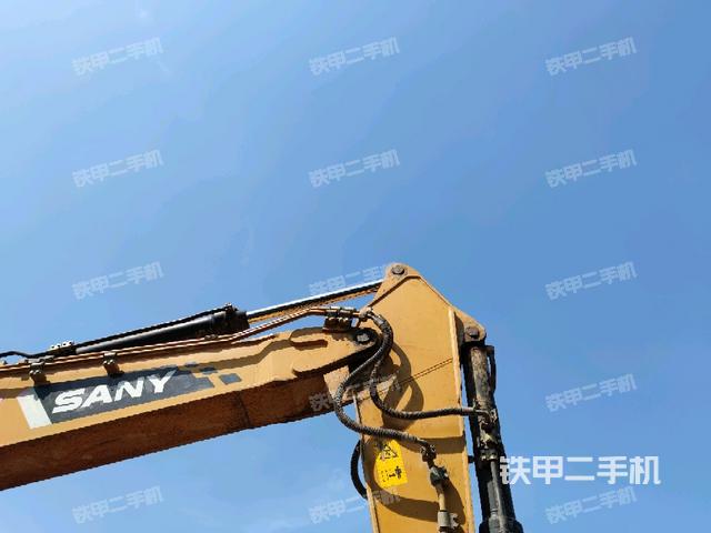 大臂整體?右側(cè)(工作和回轉(zhuǎn)裝置) 大臂整體?右側(cè)(工作和回轉(zhuǎn)裝置)