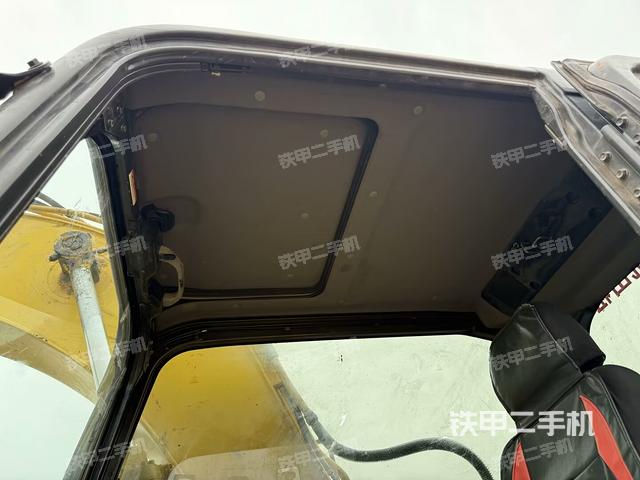 座椅后部(駕駛室部分) 座椅后部(駕駛室部分)