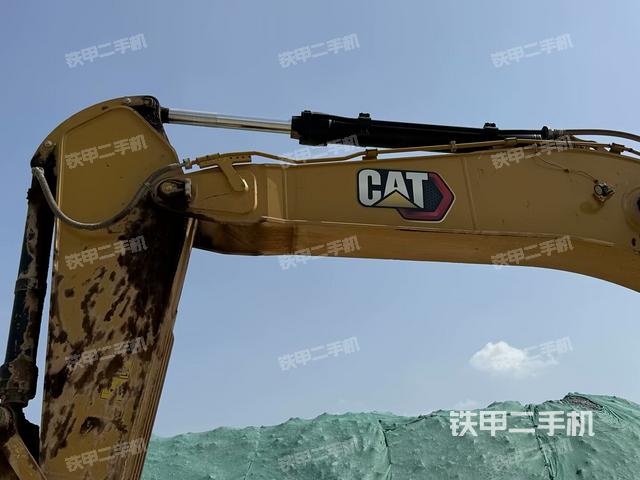 大臂整體?右側(cè)(工作和回轉(zhuǎn)裝置) 大臂整體?右側(cè)(工作和回轉(zhuǎn)裝置)