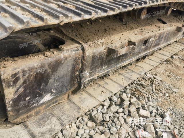 單側履帶整體(整機外觀) 單側履帶整體(整機外觀)