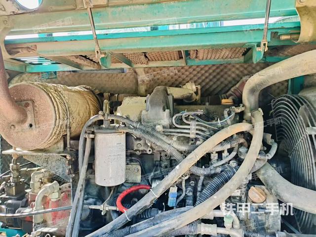 發(fā)動機整體俯視(整機外觀) 發(fā)動機整體俯視(整機外觀)