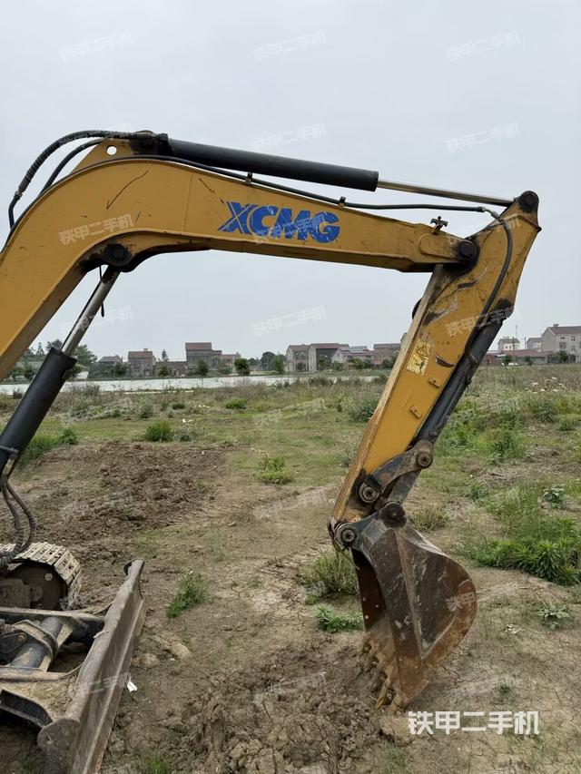 小臂整體左后（工作和回轉(zhuǎn)裝置）