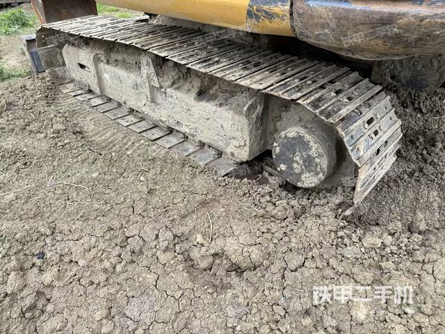 左側(cè)行走馬達蓋板（行走機構(gòu)）