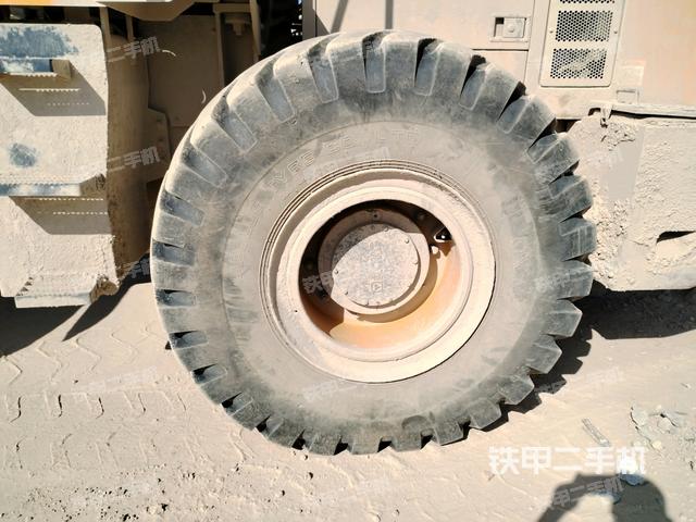 右前輪(行走機(jī)構(gòu)) 右前輪(行走機(jī)構(gòu))