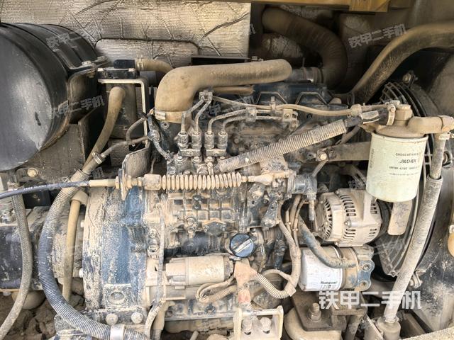 發(fā)動(dòng)機(jī)整體俯視（整機(jī)外觀）