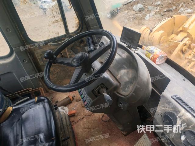 駕駛室頂部(駕駛室/操作室) 駕駛室頂部(駕駛室/操作室)