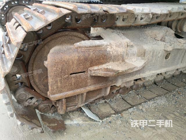 左側(cè)行走馬達蓋板（行走機構(gòu)）