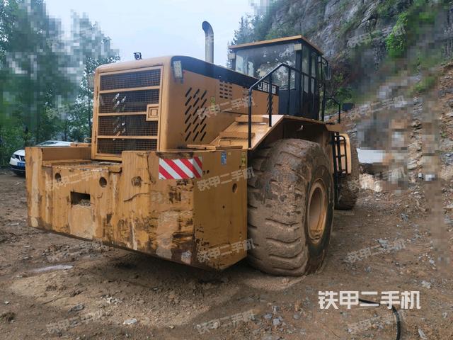右后45(整機外觀) 右后45(整機外觀)